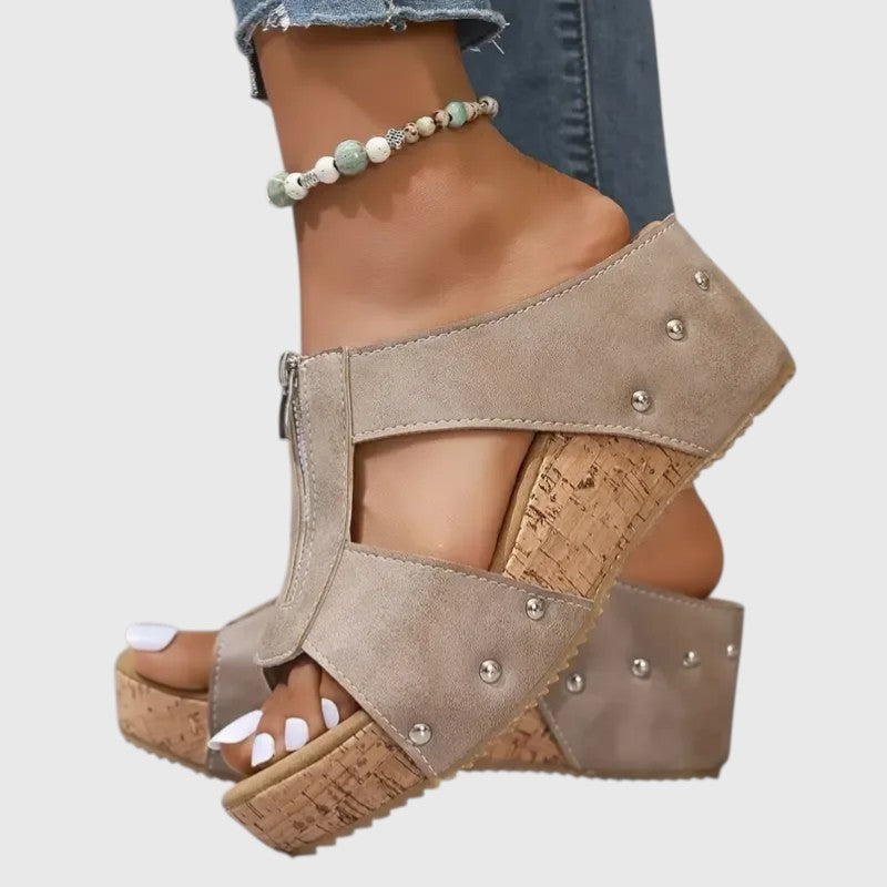Dianthe - Elegant Orthopaedic Sandals